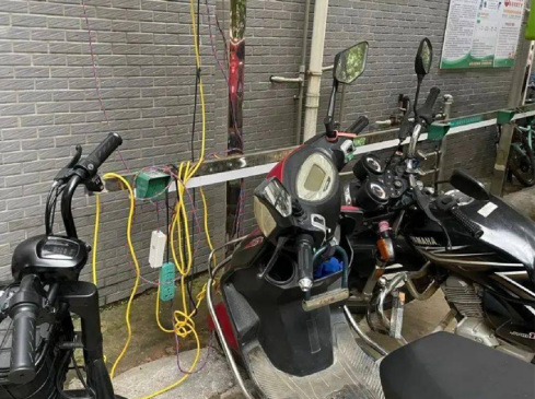 電單車充電樁，智能無線充電樁，智能掃碼電動自行車充電樁廠家